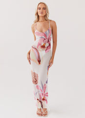 Love on the Run Maxi Dress - Seaside Bouquet